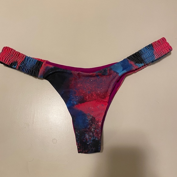 Moana Bikini BOTTOM - Picture 1 of 4